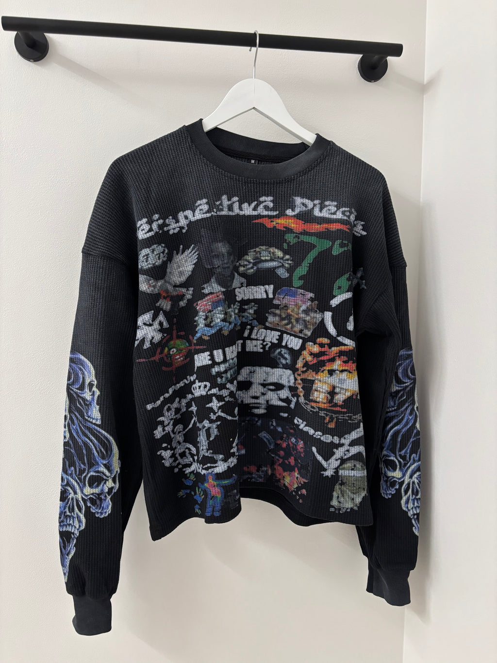 “Perspective” long sleeve thermal