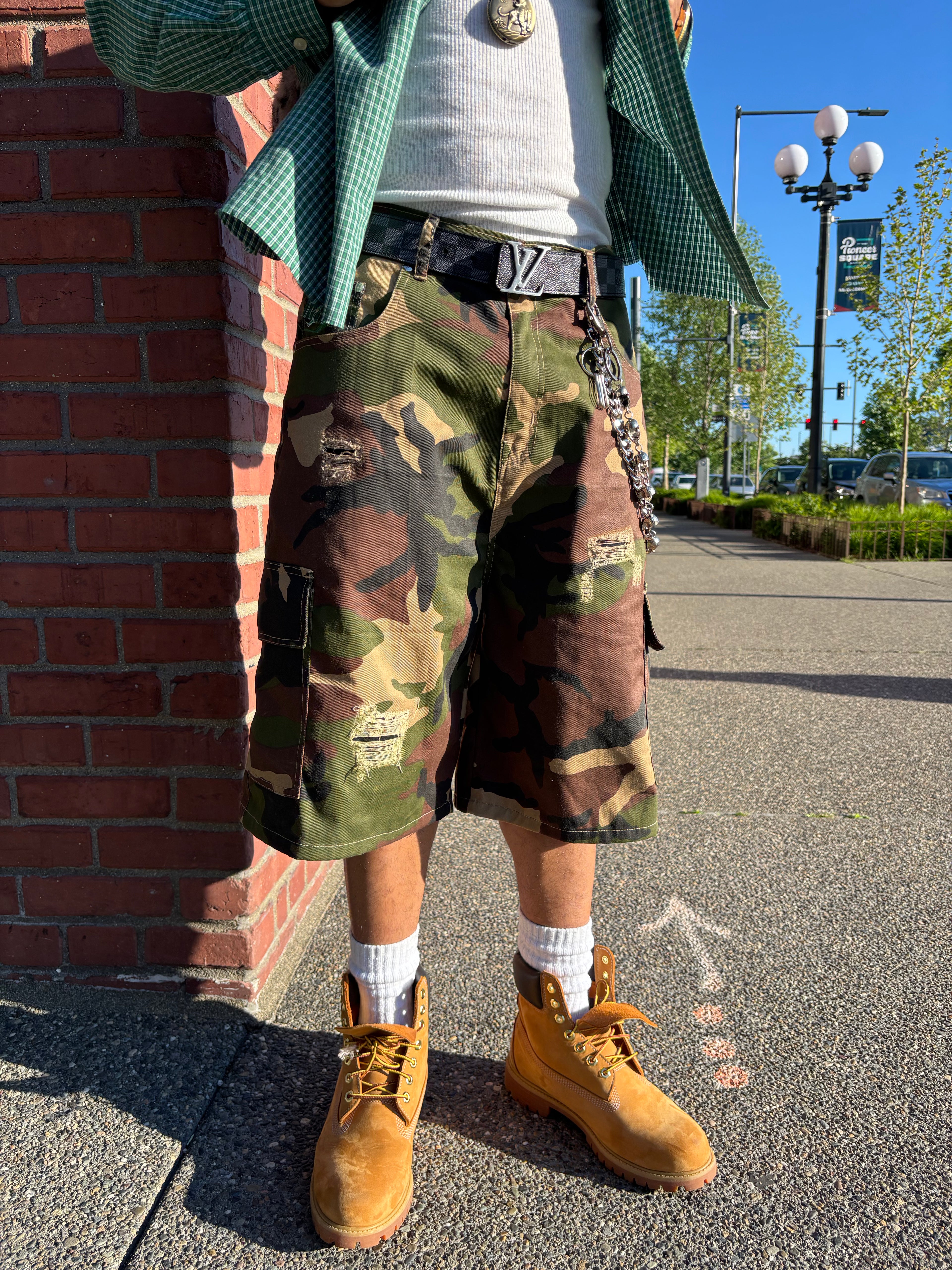 Perspective pieces "P" Camo Jorts