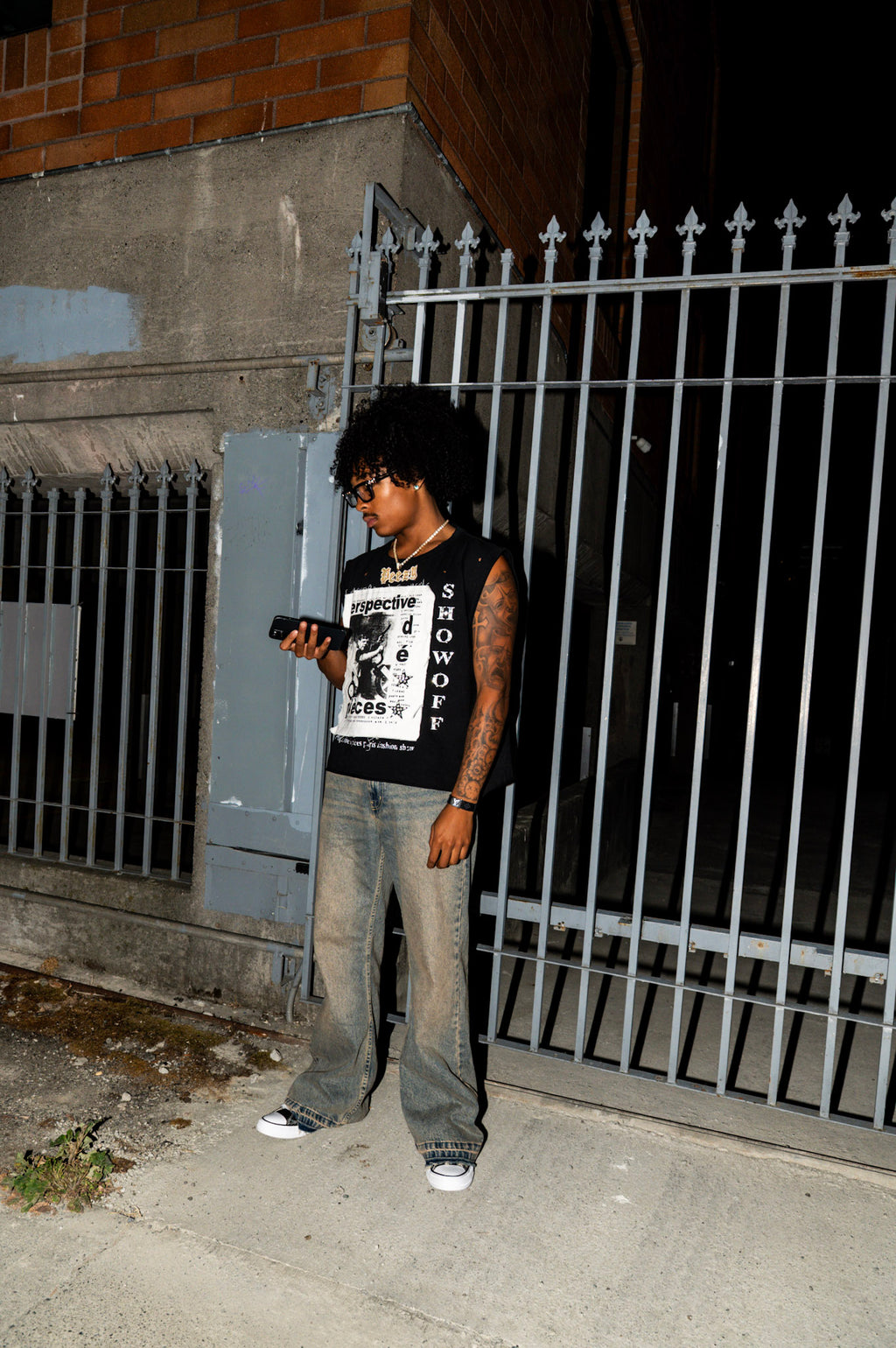 "Showoff" cut off t-shirt