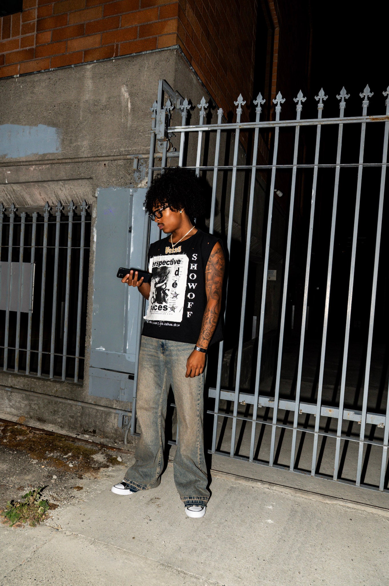 "Showoff" cut off t-shirt